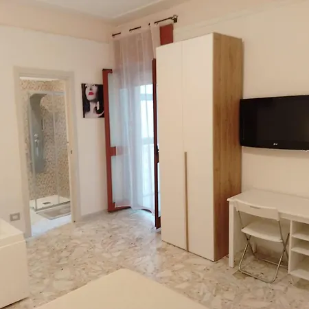 Gli Amici Della Puglia アパートホテル タラント