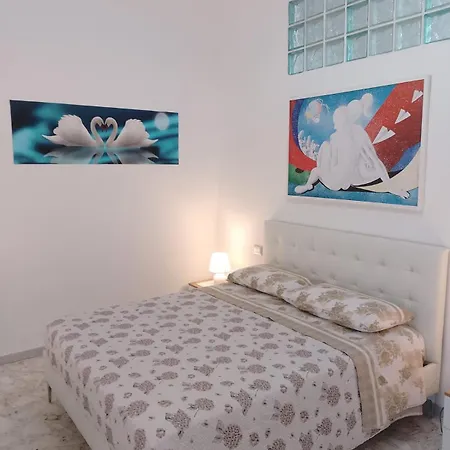 Gli Amici Della Puglia アパートホテル 4*