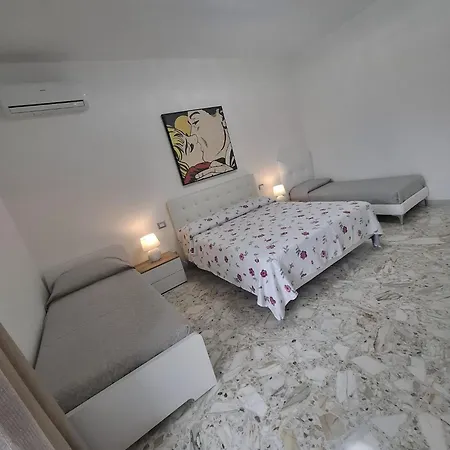 アパートホテル Gli Amici Della Puglia