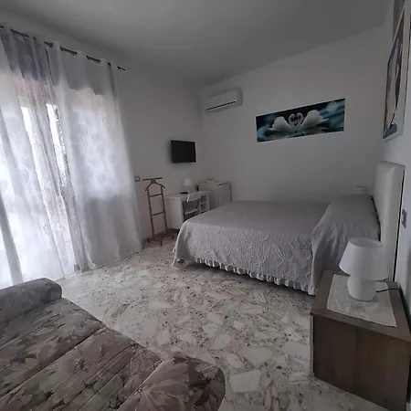 アパートホテル Gli Amici Della Puglia