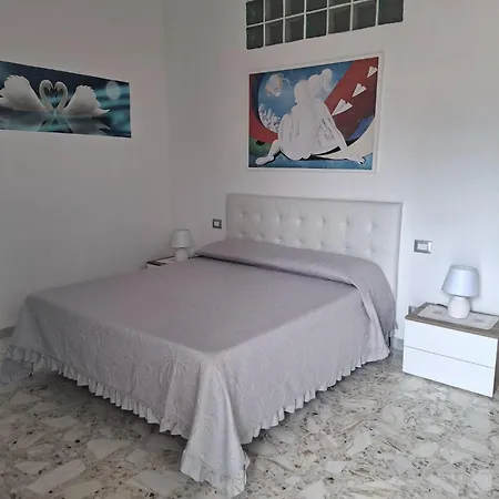 מלון דירות Gli Amici Della Puglia 4*