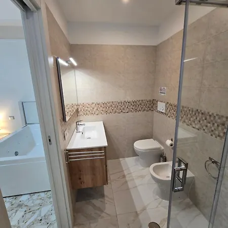 Gli Amici Della Puglia 4*