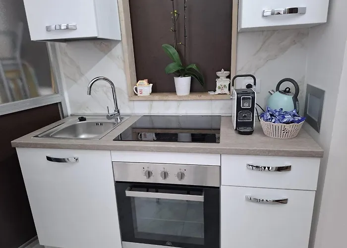 Apart Otel Gli Amici Della Puglia 4*